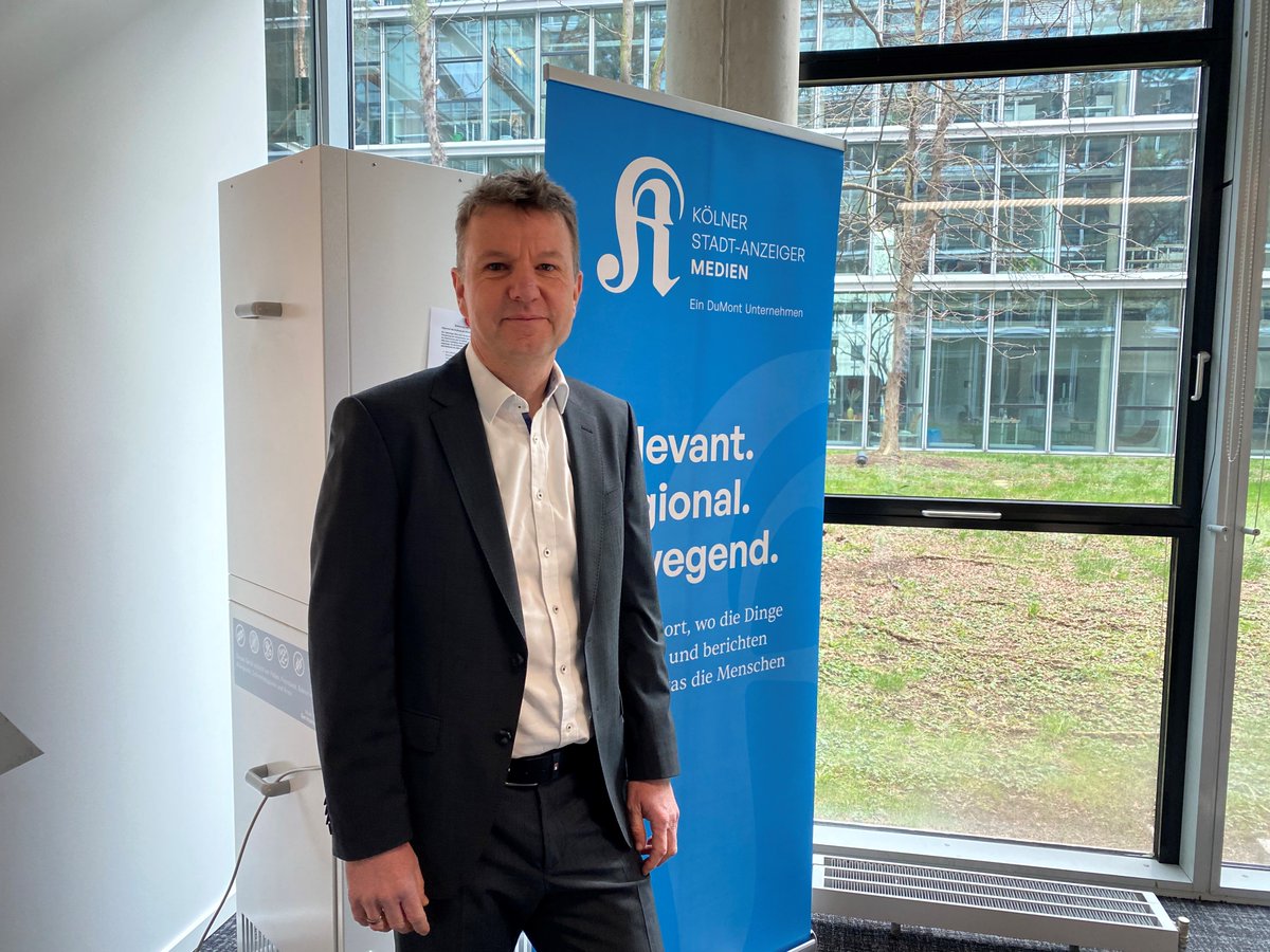 JrgBotti's tweet photo. Heute bin ich beim @Kölner Stadt-Anzeiger und nehme an der Diskussionsrunde „Arbeiten im öffentlichen Dienst“ teil. Ich freue mich auf eine spannende Diskussion. https://t.co/cZh3beCvrw