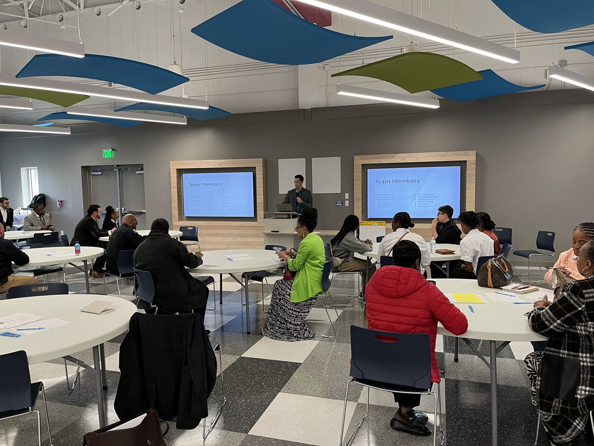 Tim Moreland tweet media