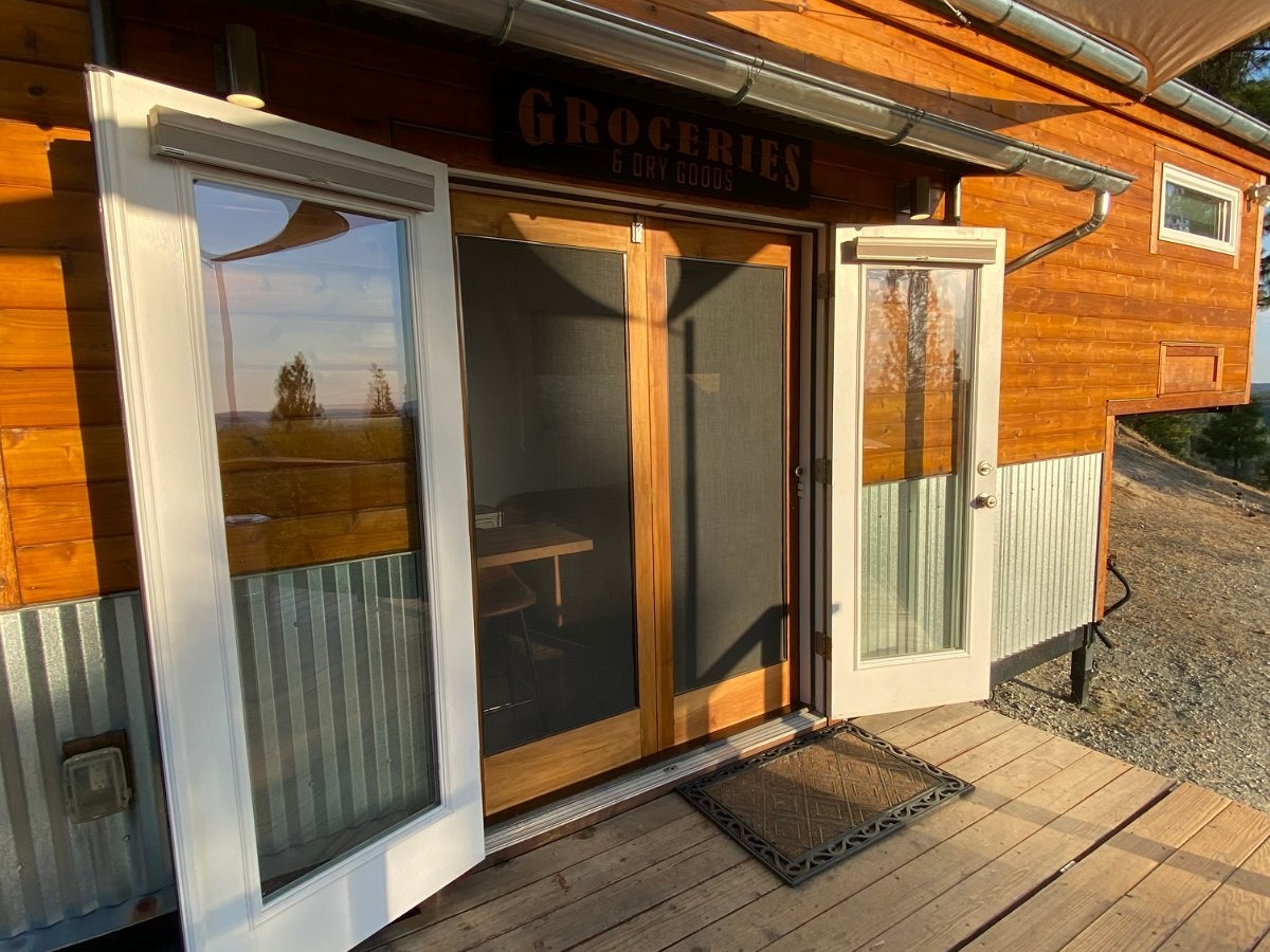 Tiny House Listings tweet media