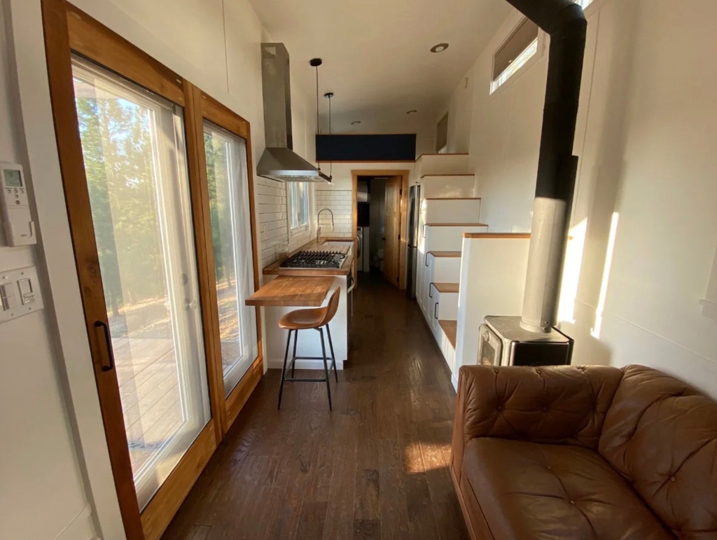 Tiny House Listings tweet media