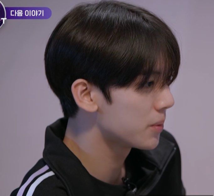 mew613_'s tweet image. 성한빈 김지웅 한유진 같은 조…. 미쳤다 
Say my name 으로 추정됩니다….🥹