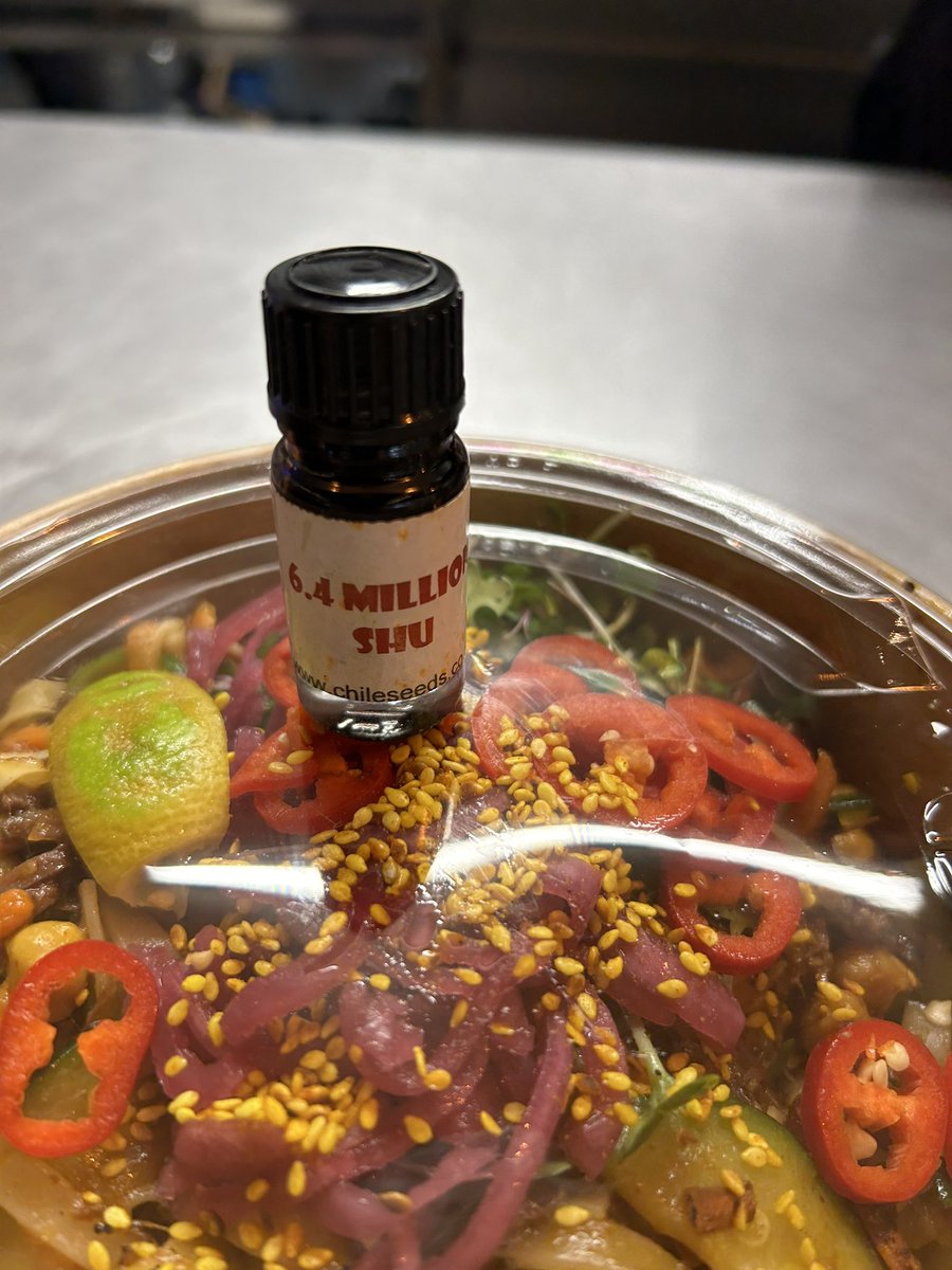 Larry Santo tweet media