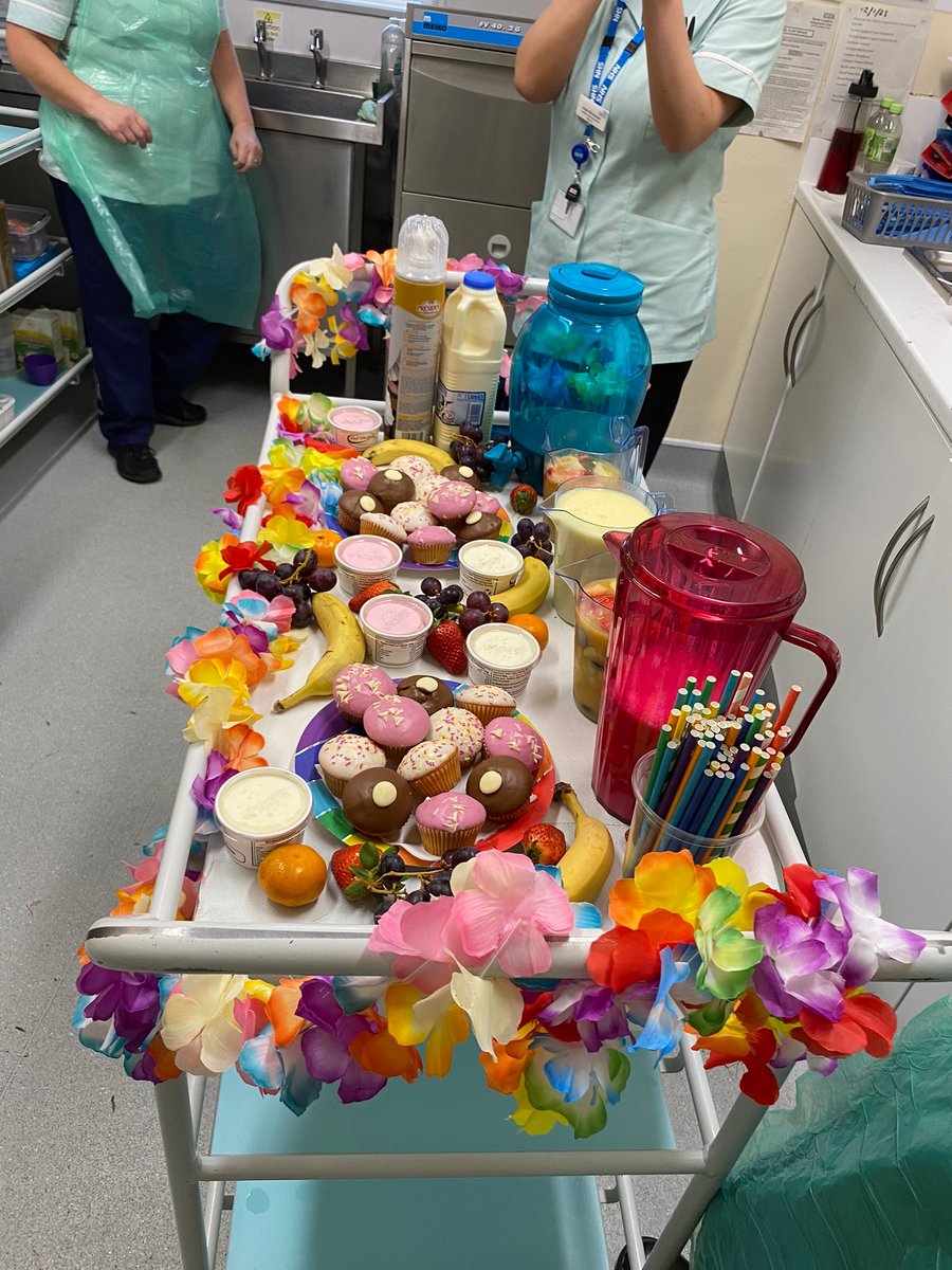 DebEvs72's tweet photo. It's Thirsty Thursday on ward 4 today ice cream floats, milkshakes and of course cake🍦 🥤🍰🍰 enjoyed by all
@NCICNHS @NHWeek https://t.co/TO0S87KGB5
