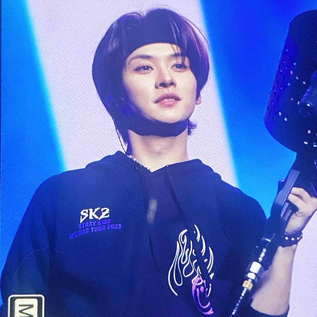 whatever250706's tweet photo. #NewProfilePic my bias
#StrayKids https://t.co/SbvQX5eFuO