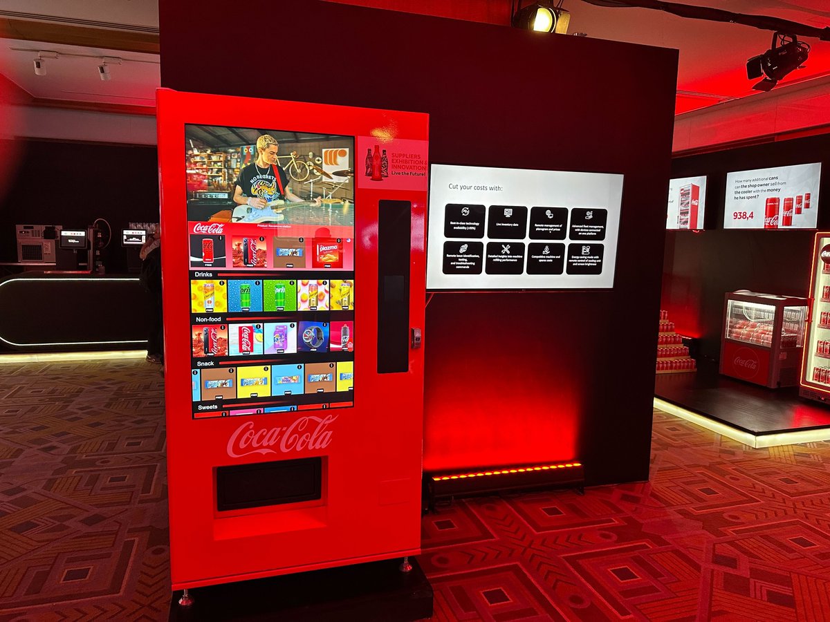 invendagroupag's tweet photo. This week, our representatives are at the Coca-Cola HBC Leadership Conference LC23 in sunny Cairo. ☀
Our machine is getting quite the red carpet treatment. 😉
It looks great bathed in red, don't you think?
#ADAPT2WINTOGETHER #automatedretail #InternetofRetail #smartvending https://t.co/1kZmemY6lP