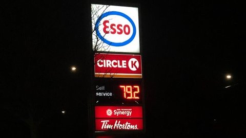 RobinatLFPress's tweet photo. The price of gas on March 16, 2019 - one day after working my last shift in the downtown office, four years ago. #COVID19 #ldnont #lfpress https://t.co/in2l7UZnEA