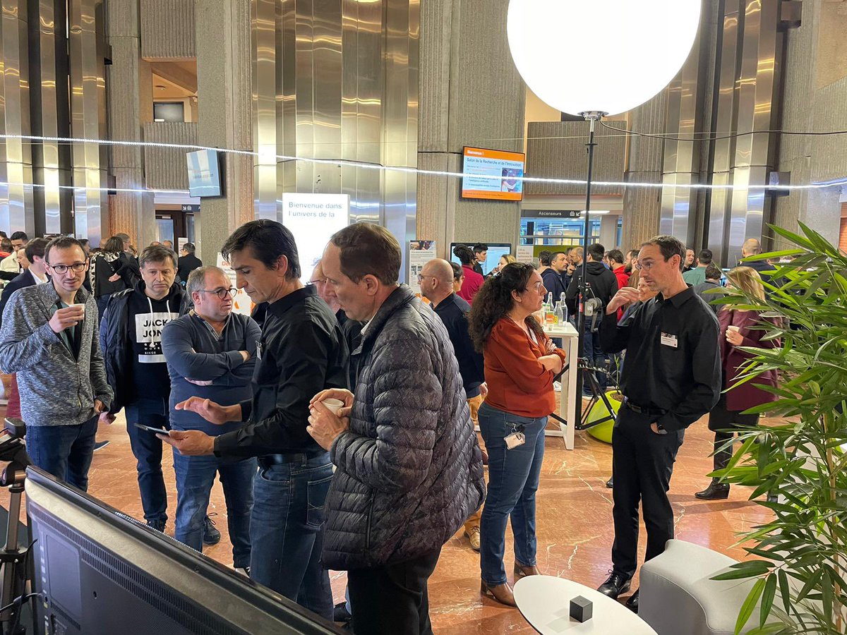 Le futur n’a jamais été aussi proche, grâce à nos 43 démonstrateurs qui présentent aujourd’hui les projets de recherche et innovations <a href="/orange/">Orange</a> à nos clients, partenaires, acteurs académiques et institutionnels toulousains
#SDLRI #RSE #Data #IA #reseaux