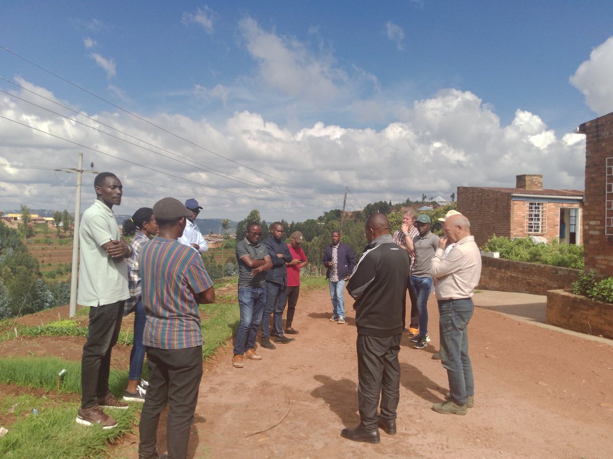 Julien_Nsanzi's tweet image. Sharing planning ideas from different disciplines come up with sustainable land use plans... This is #Kisaro sector 
@rulindodistrict
 in the process of elaborating Rulindo District Land Use Plan..
#HappyForTodaysTeam
@amutsinzi1515 @alxrutagengwa @Lands_Rwanda @UrbanplannersR