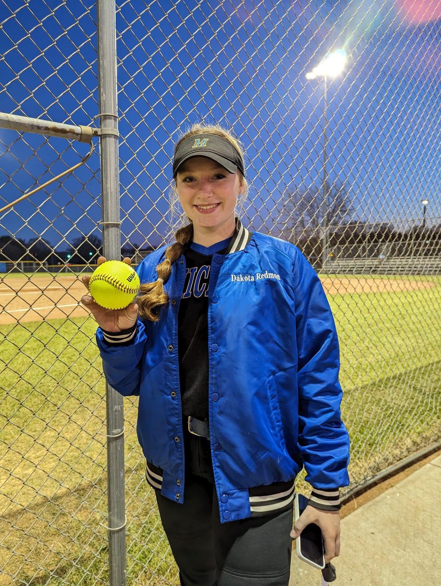 Dakota Redmon tweet media