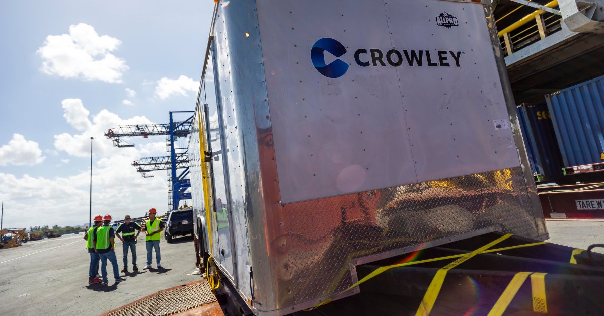 CrowleyMaritime's tweet photo. We're cheering on @CanoaHormigon and providing shipping and logistics services to transport the students’ concrete canoe from San Juan, Puerto Rico, to compete in the @ASCE Concrete Canoe Competition on March 25 in Jacksonville, Fla. Read more: https://t.co/qFbKfXwZj9 https://t.co/F10inJZGpz