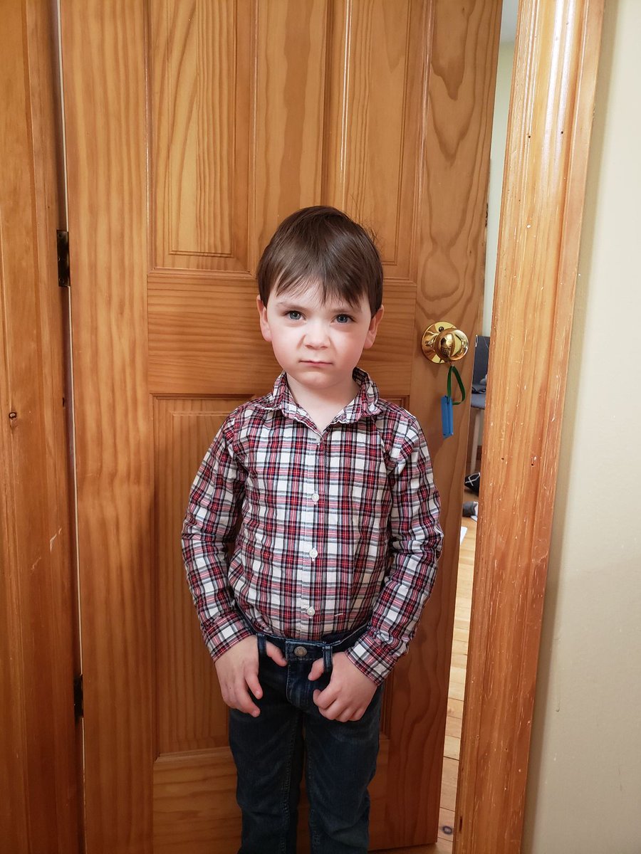 shinybabyb's tweet photo. Okay, twitter. Who wore it better?? 🤣🤣
#YouMightBeCanadian @LetterkennyProb https://t.co/efQ1gZLL00