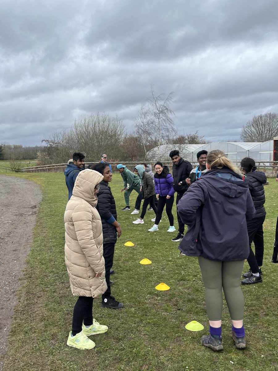 Sam Meredith tweet media