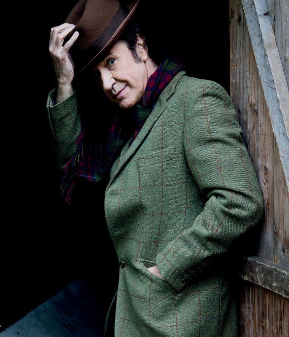 poppymoppet's tweet photo. Arise , Sir Raymond . The Kinks frontman became a knight of the realm #otd 2017 🗡

Ray Davies - Americana https://t.co/f1hLF3Ityd https://t.co/lH3EJUeEHT