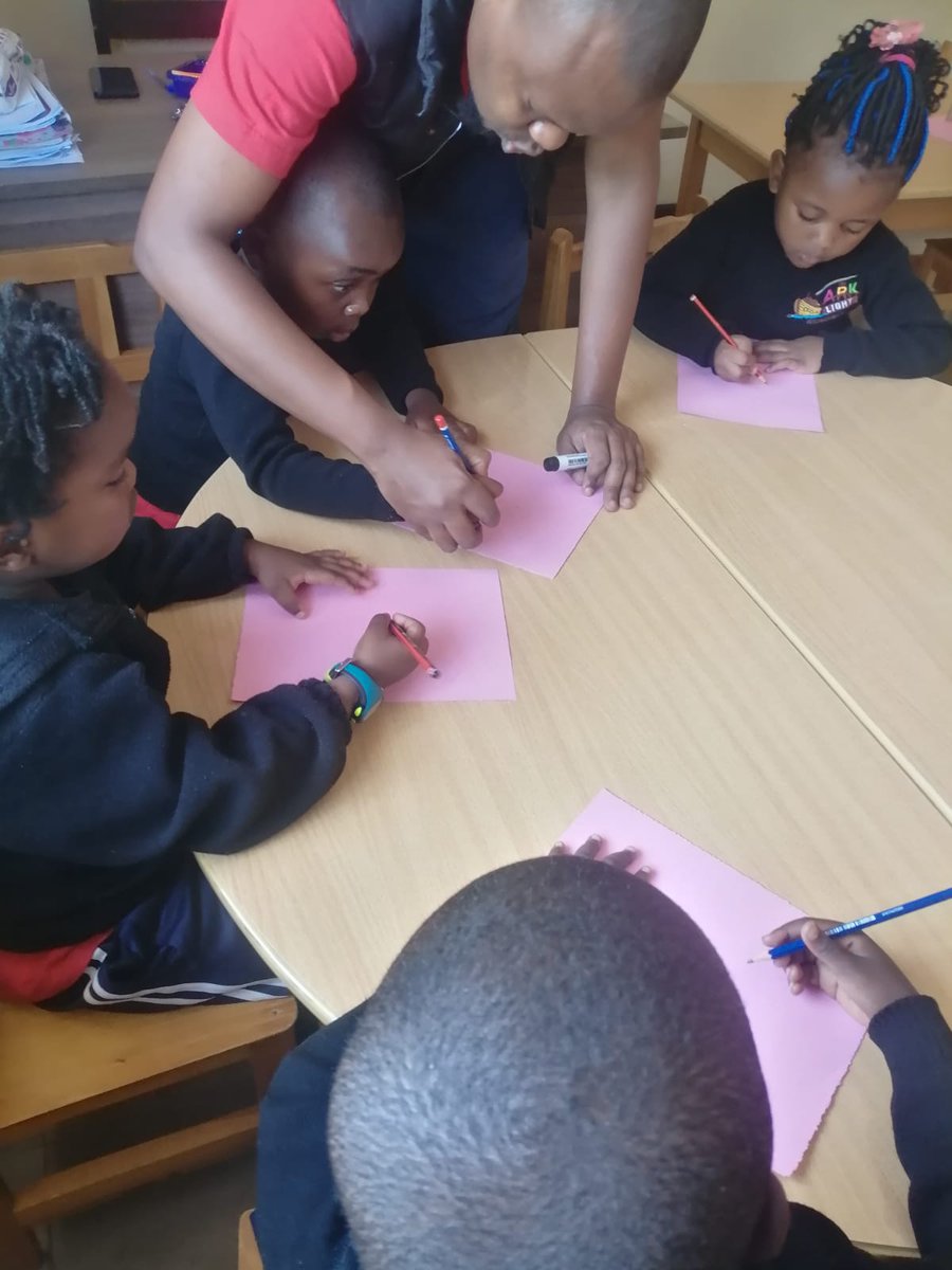 ArklightSchool's tweet photo. We celebrate our teachers.They are very supportive and each one of them is a role model. They inspire us to embrace Christian values.Located next to Migaa Golf Estate, Kiambu and in Fourways Junction Estate Kiambu Road.
#internationalschools #Kiambu #britishcurriculum #montessori https://t.co/aOSDOH7twT
