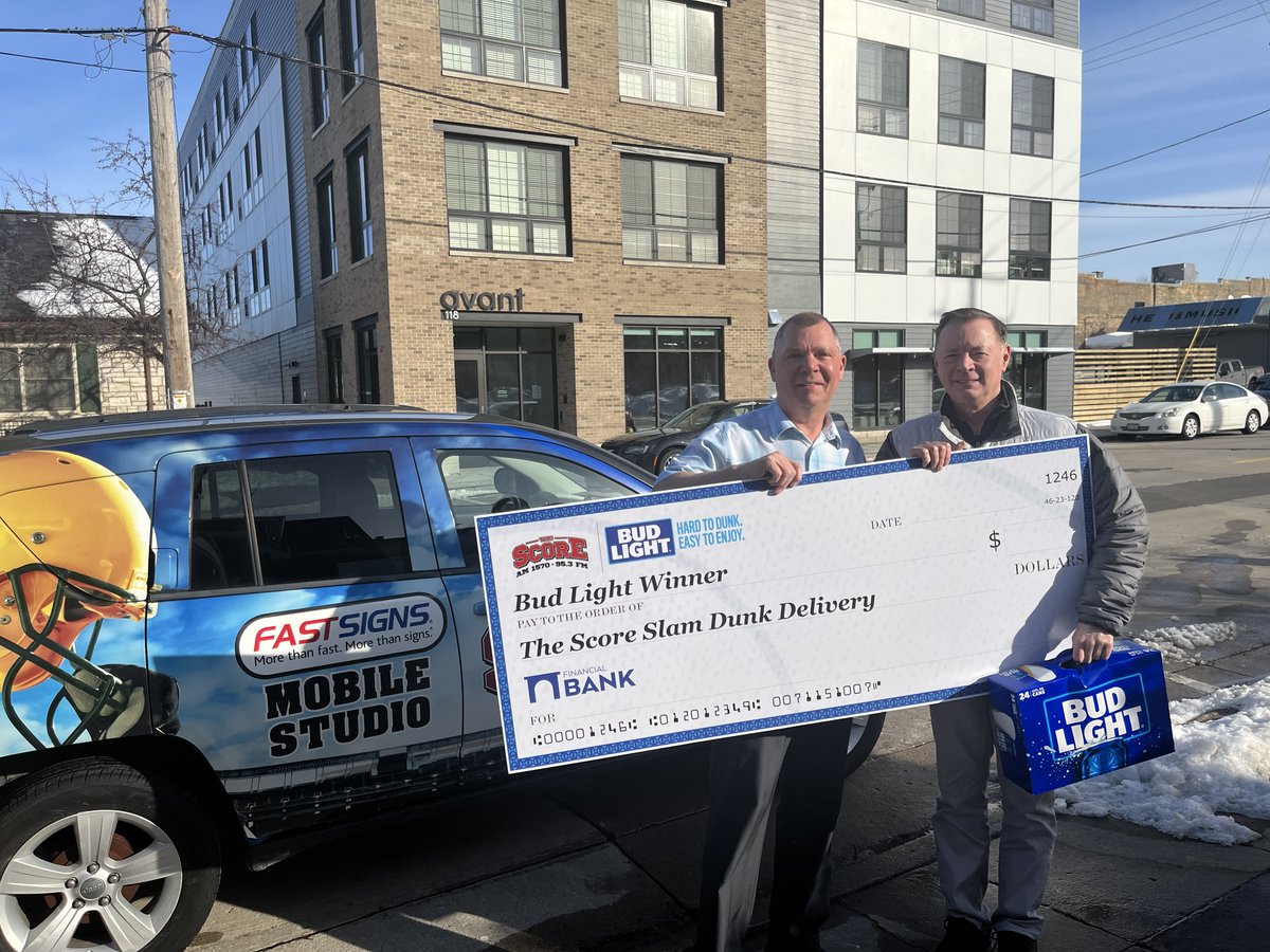 thescorewi's tweet photo. Congratulations to our @budlight #SlamDunkDeliveries in-person winners, courtesy of @WIDistributors!
Tim in Appleton
Brad in Little Chute
Ken in Appleton
See you during the #MarchToTheChampionship beginning today with @LeoKiperJr & @EricBalkman, #ScoreSquad! https://t.co/qX9fUO2smK