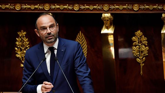 Alors qu'Élisabeth Borne décide d'activer le 49.3 de la Constitution pour faire adopter sa réforme des retraites, je tombe sur ce billet incroyable de <a href="/FredericSays/">Frédéric Says</a>, écrit le 2 mars 2020, au titre quasi prémonitoire : "Une démocratie prévisible". 
radiofrance.fr/franceculture/…