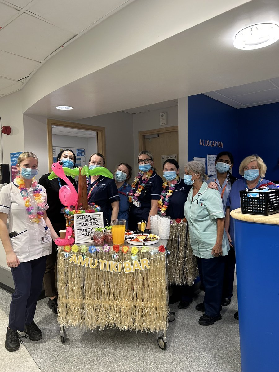 🍌N U T R I T I O N  &amp;  H Y D R A T I O N 🧊

We’re promoting healthy &amp; adequate hydration with our AMU Tiki Bar 🌴🤎

Discussions &amp; education on the importance of hydration assessments, charting &amp; fluid balance monitoring ✨

<a href="/karenklmmoore/">Karen Moore</a> <a href="/mrs_flatley/">rachel flatley</a> <a href="/LeanneMcEachan/">Leanne McEachan</a>