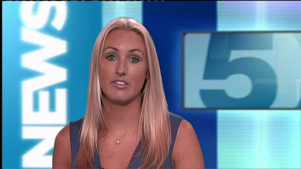 TVNewsCaps100's tweet photo. #ThrowbackThursday 
@ChloeCulpan (@5_News) 07/07/2012
📺📺📺📺📺📺📺📺📺📺 https://t.co/W6EUtYvitZ