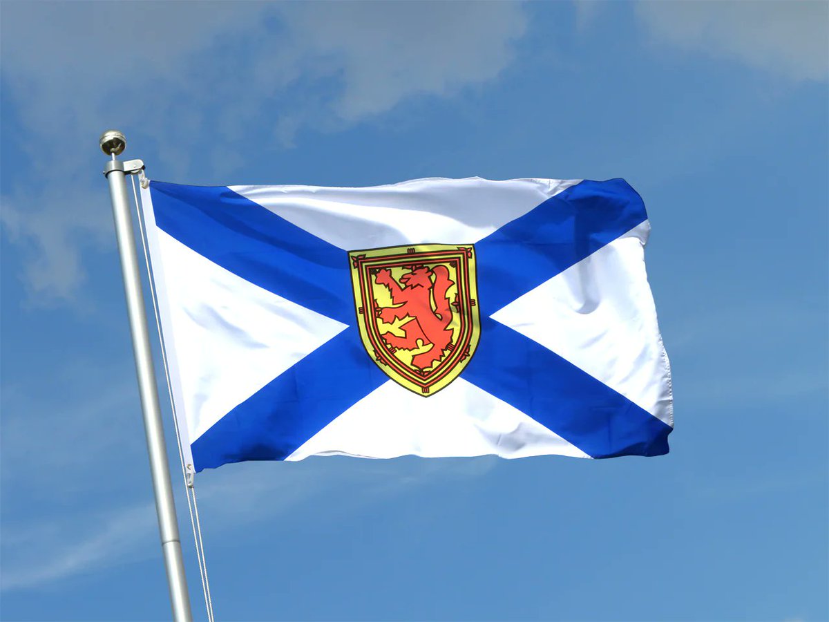 Nova Scotia's flag, though in use for a century, was only established in law in 2013? Not that anyone knew beforehand that the flag wasn't official. Everyone, including gov'ts, certainly thought it was official. An 11 yo proved otherwise /1

#NovaScotia #History #twitterstorians