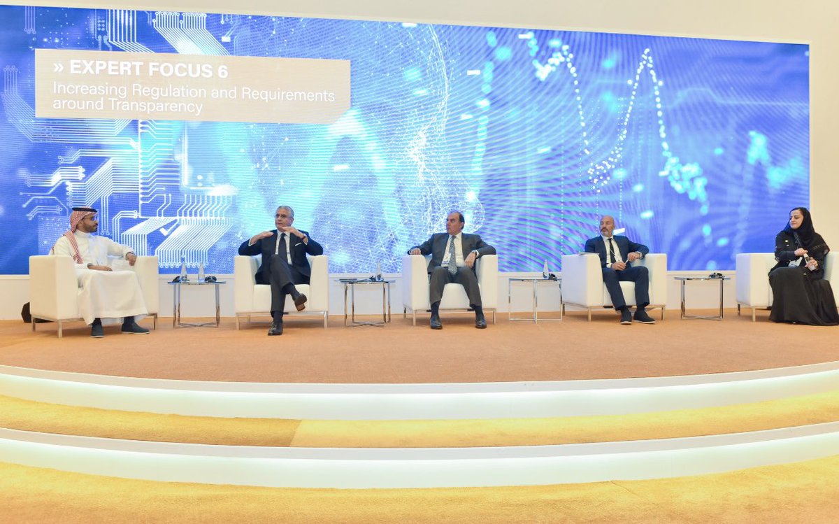 MuadhAlhusaini's tweet image. جانب من الحوار الذي تشرفت بإدارته ضمن وقائع #مؤتمر_القطاع_المالي. إثراء معرفي ونقاش ممتع بمشاركة الخبراء:

- أ. رانيا نشار، صندوق الاستثمارات العامة
- أ. فريد بلحاج، مجموعة البنك الدولي 
- أ. محيي الدين قرنفل، فرانكلن تمبلتون
- أ. كريم سعيد، جروث جيت المالية

#FSC2023