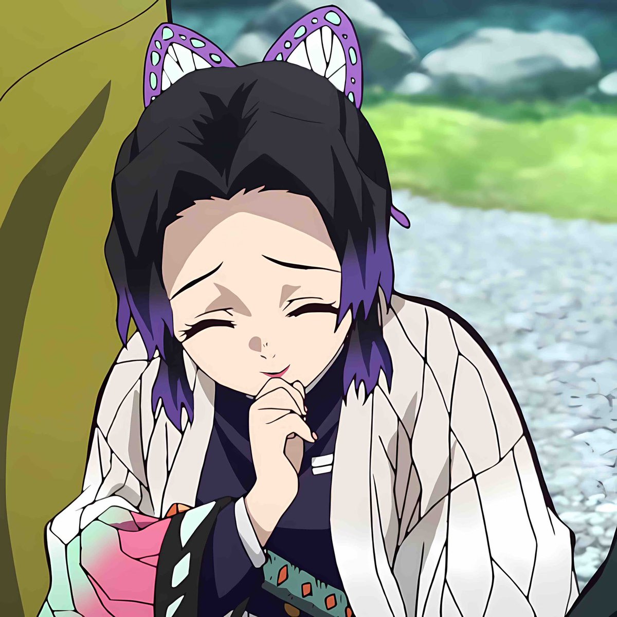 She giggles💜~ 

Anime : Demon Slayer ~ #鬼滅の刃