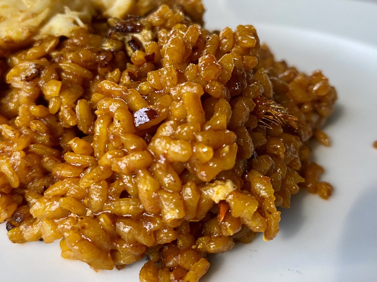 Bonbibendum's tweet photo. Arroz multicapa de langosta. Quien me mandará…#HumoySal. https://t.co/RHc4c1xVhc