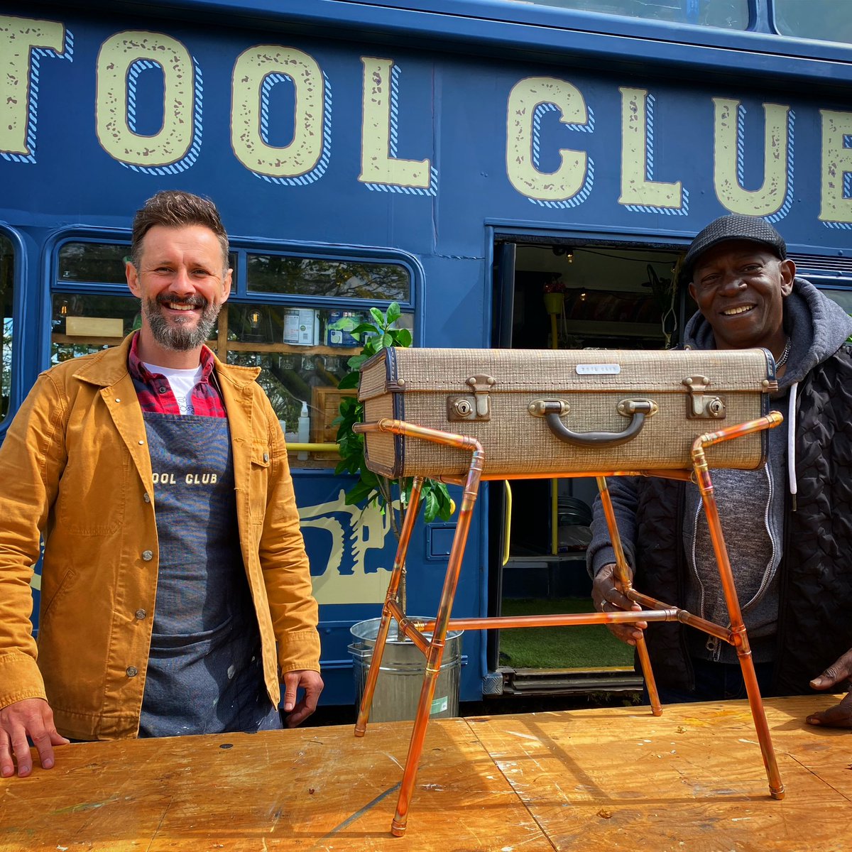 maxreestore's tweet photo. Today on TOOL CLUB I am sensible and sensitive for once, building a base for a case with an amazing back story!

#toolclub #diy #diyhero #tools #copperpipe #design #upcycling @SparkMediaUK @beezrstudios @channel4 https://t.co/6UTPFGaKjk