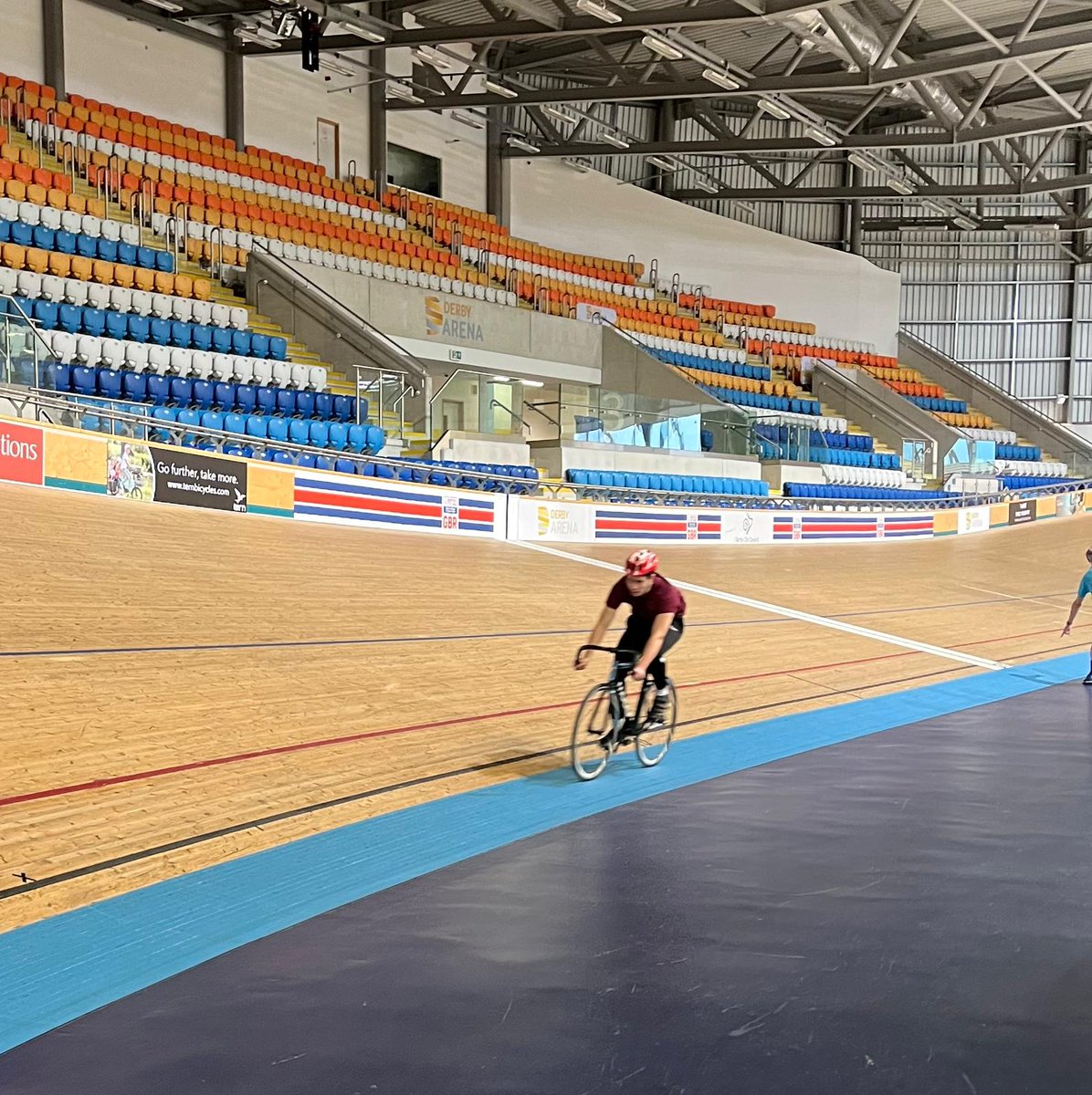 ReptonPhysics's tweet photo. We had a great track session at @derby_arena this week. Our sixth form physicists put their understanding of circular motion to the test - the steep slope of the track means you'll fall off if you dip below  28km/hr #speedisyourfriend https://t.co/iMV0p8GpYV