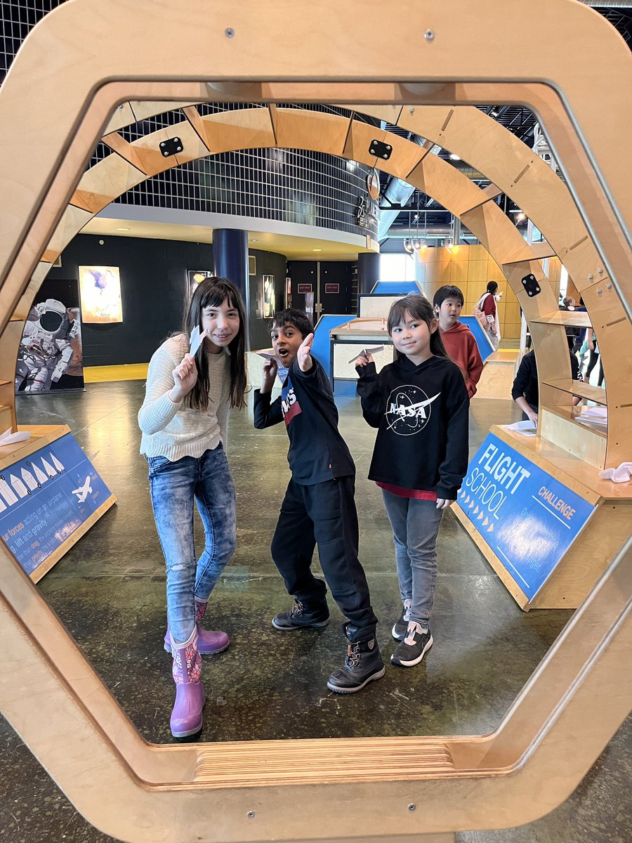 MrsDonberger's tweet photo. We are having a blast at the @misciencectr! So much to see and do!! @MsLeonNoviWoods @KidonsClass @Mrs_Collini @NoviWoods https://t.co/1yoILsHqmI