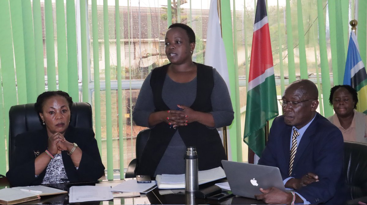 NYC_YouthVoice's tweet photo. Key stakeholders present include: the Office of the Spouse of the Deputy President, the Nairobi River Commission, the Youth Advisory Board Members, @SDY_Ke, @moscakenya @NemaKenya, @Spread_truthKE, @AminaFoundation,@UNICEFKenya, @GhettoRadio895,YSOs,CBOs among others./5 https://t.co/rXuV7sl7v0