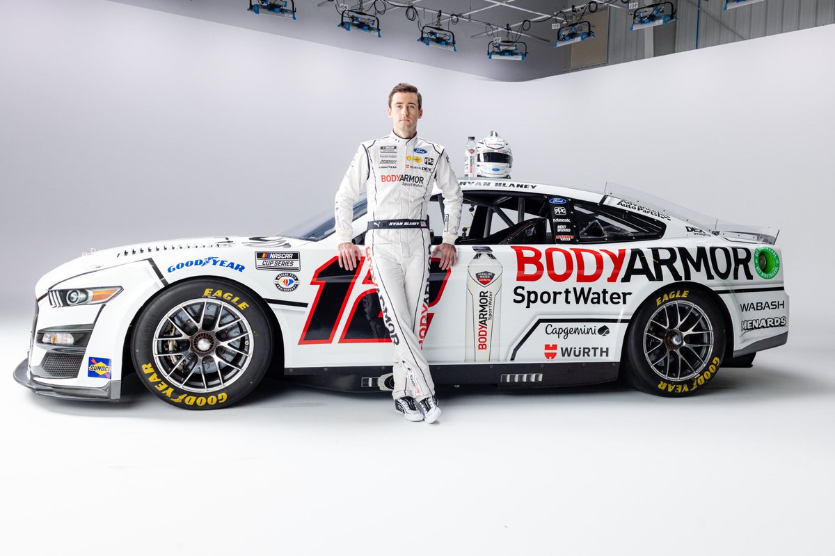 Blaney's tweet photo. The first-ever @DrinkBODYARMOR SportWater paint scheme is looking 🔥 for Atlanta 🙌💧 What do y’all think? #TeamBODYARMOR https://t.co/tH1faF08Tg