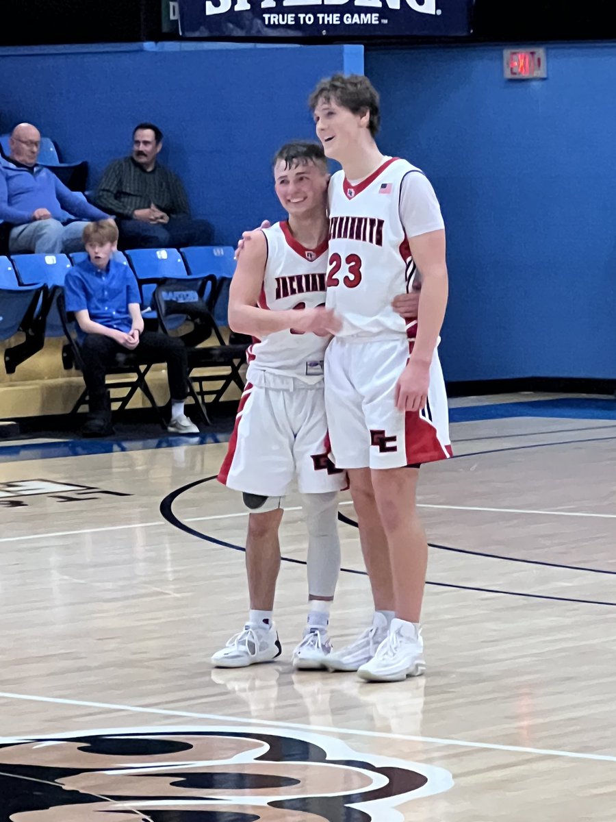 Lori Brandl tweet media