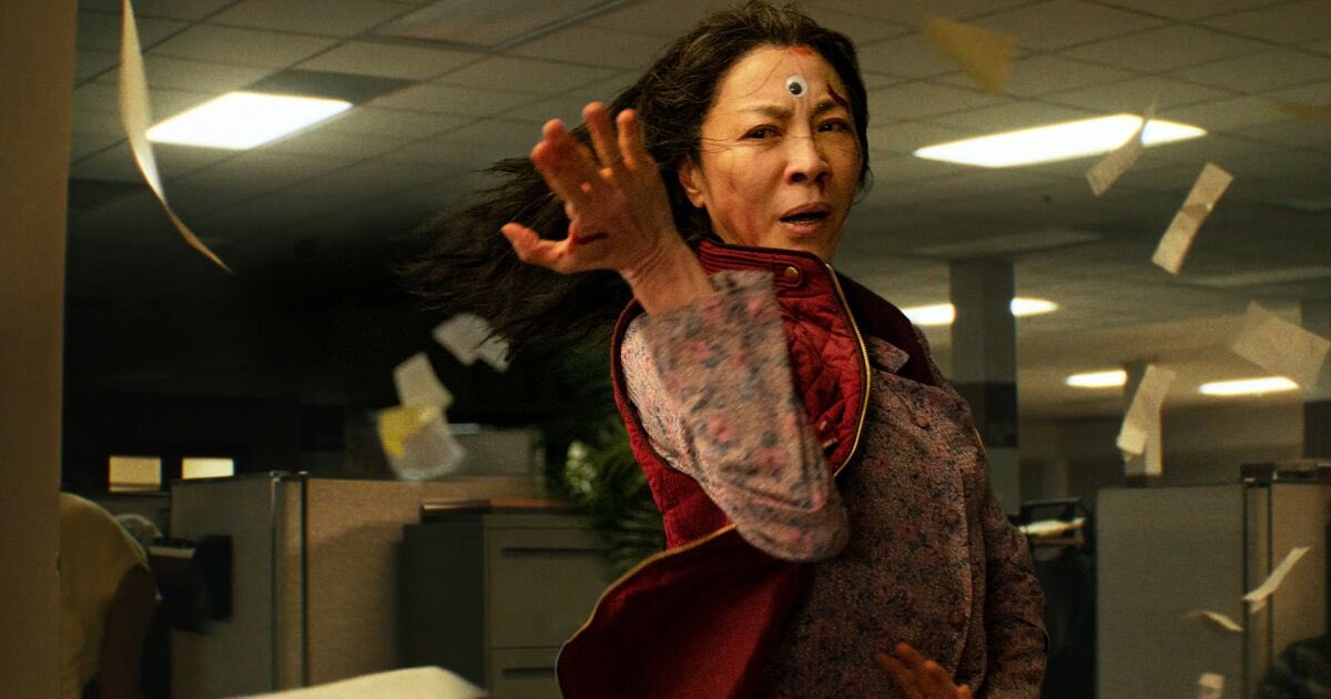 Michelle Yeoh wins Best Actress In a Science Fiction/Fantasy Movie at the #CriticsChoiceAwards