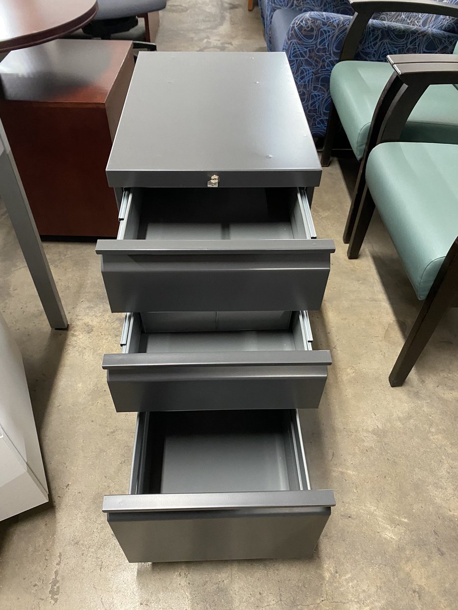 Hon 3 drawer mobile cabinet, commercial grade, metal in gray finish, working lock with key, dimensions : 15” wide x 23” deep x 28” height #hon #filecabinet #filingcabinet #officestorage #storagesolutions