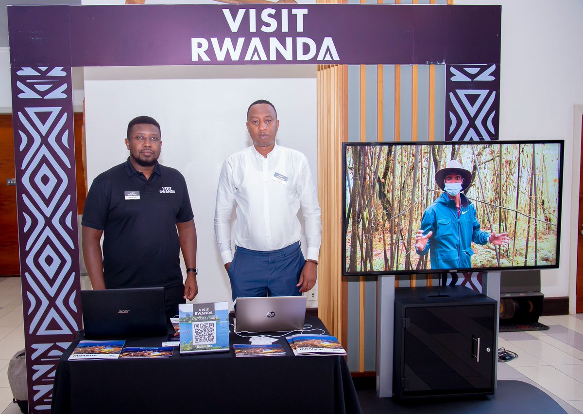 visitrwanda_now's tweet photo. Attending #FIFACongress in Kigali?

Pass by #VisitRwanda desks at the following hotels to book visits for various tourism activities:

@KigaliMarriott 
@FourPointskgl 
@kigaliserena  
@UbumweGdeHotel 
@parkinn
@stfamillehotel
@RadissonKigali 
@LemigoHotelinfo  
@HotelChezLando https://t.co/S30h4ADuZN