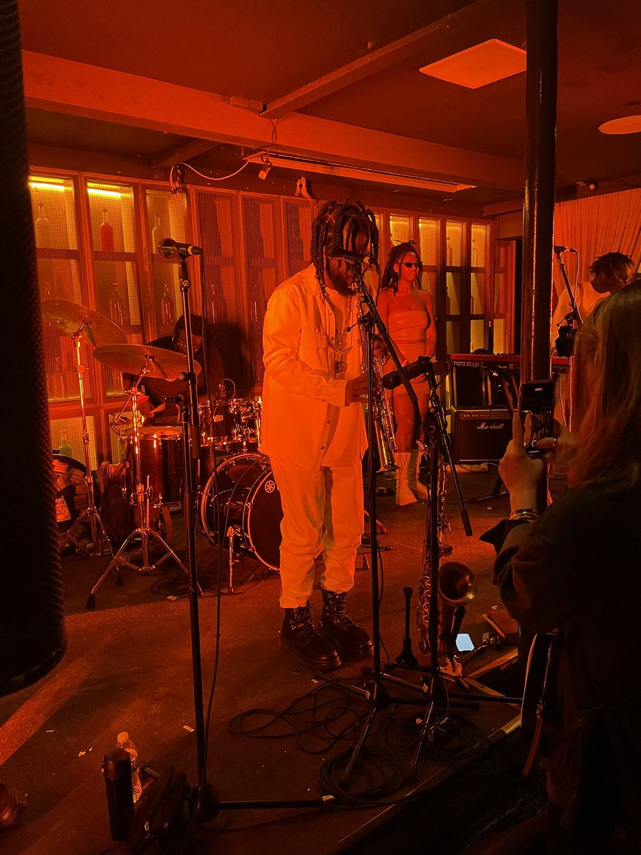 I closed my Wednesday night at #SXSW with @SteamDown_ for Jazz Re:freshed, as mix of reggae, Afrobeat, and progressive jazz. Excellent stuff.