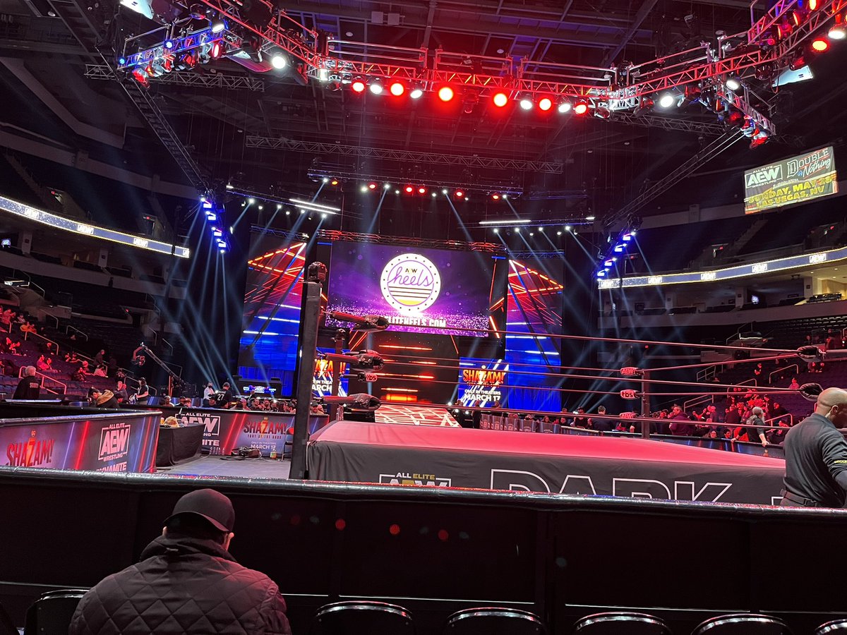 WresCollective's tweet photo. Had a great time @AEW last night here in #Winnipeg, would’ve loved to have seen more of the younger local talent on dark/elevation, but it was a great show nonetheless https://t.co/FvPM3x2fjA
