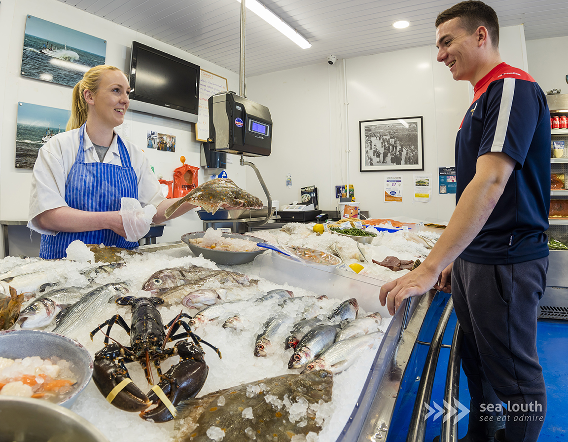 #whatsfordinner? Why not visit your local fishmonger for the very best catch of the day!
.
.
.
#seatotable #sealouth #louthchat #eatmorefish #catchoftheday