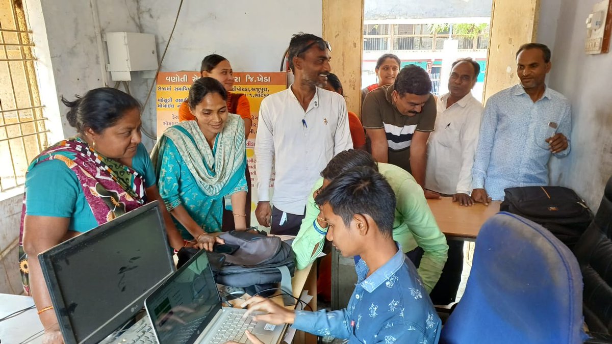 ખેડા જિલ્લાના ઠાસરા તાલુકાના વણોતી ગામે ખેતીવાડીના ગ્રામસેવકશ્રી દ્વારા E-SHRAM કાર્ડ માટે કેમ્પ યોજવામા આવ્યો <a href="/CMOGuj/">CMO Gujarat</a> <a href="/RaghavjiPatel/">Raghavji Patel</a> <a href="/bachubhaikhabad/">Bachubhai Khabad</a> <a href="/GujAgriDept/">Gujarat Agriculture, Farmer Welfare & Co-op. Dept.</a> <a href="/infokhedagog/">Info Kheda GoG</a> <a href="/collectorkheda/">Collector Kheda</a> <a href="/DDO_Kheda/">DDO KHEDA</a> <a href="/Guj_Gramsevak/">Gujarat Rajy GramSevak Mahamandal ABD</a> <a href="/DirectorateofA1/">Directorate of Agriculture</a> <a href="/khedaGSmandal/">ખેડા ગ્રામસેવક મંડળ</a>