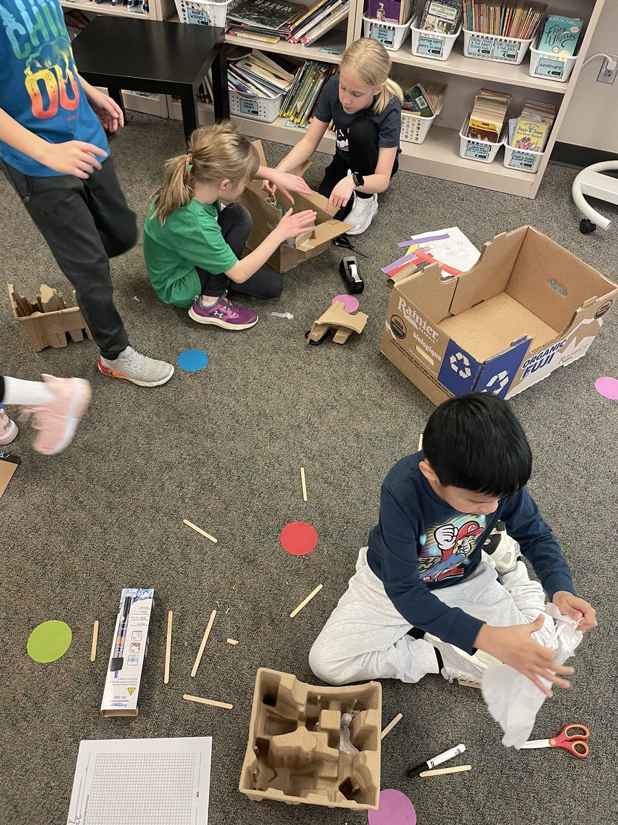 MrsHarvey_3rd's tweet photo. Let the Leprechaun STEM chaos begin! Using area and perimeter to create a leprechaun garden, house or trap! ☘️🌈💫 https://t.co/N1PwFzbn2v