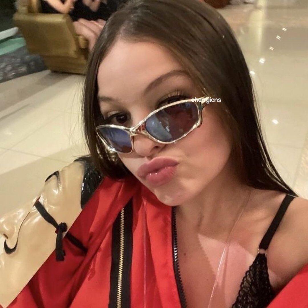 cherryicns tweet picture