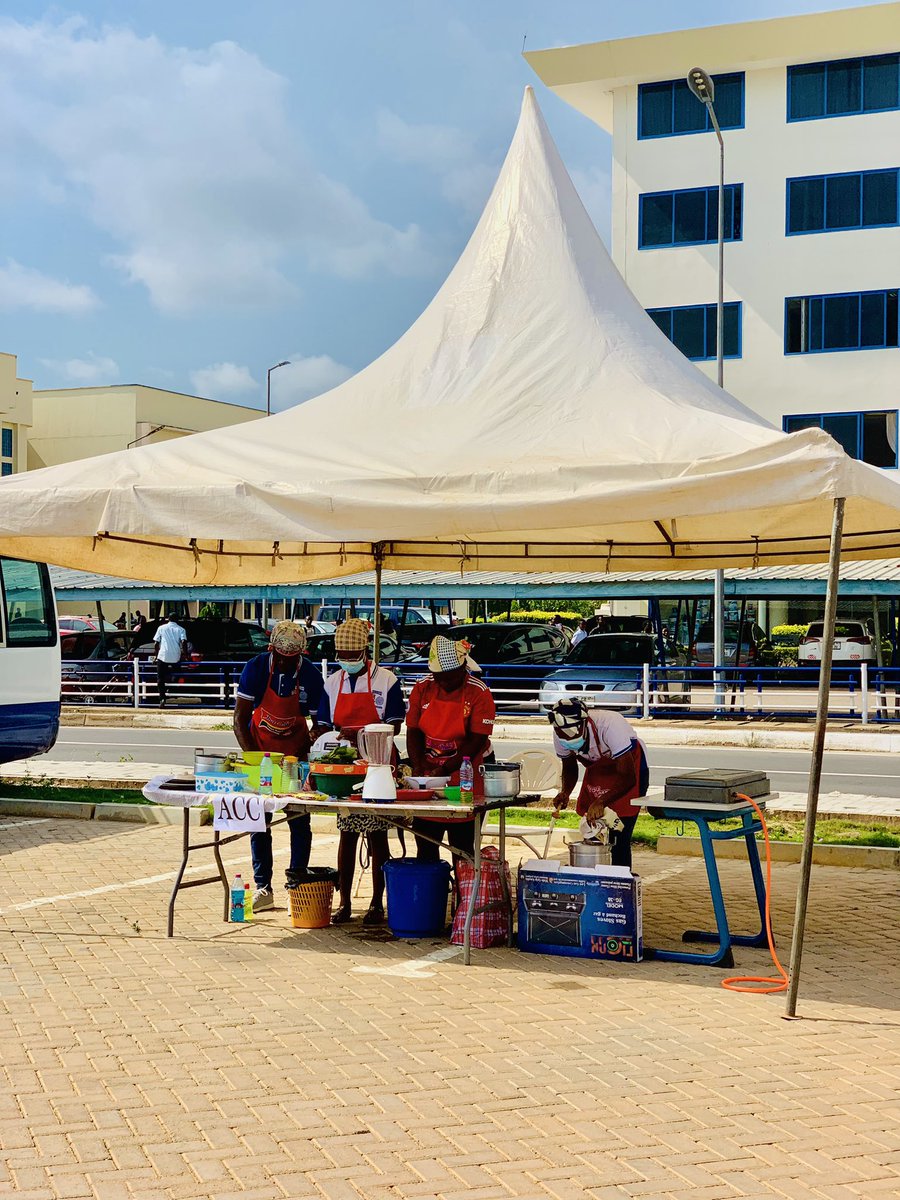 uccabs_official's tweet photo. Cooking competition as been part of the activities for the 29th Business School Week celebration 🎉 is ongoing 🥳

Our chefs are hot 😂
Who wins this competition? 
#ucc #uccabs https://t.co/bKgAl09CM6