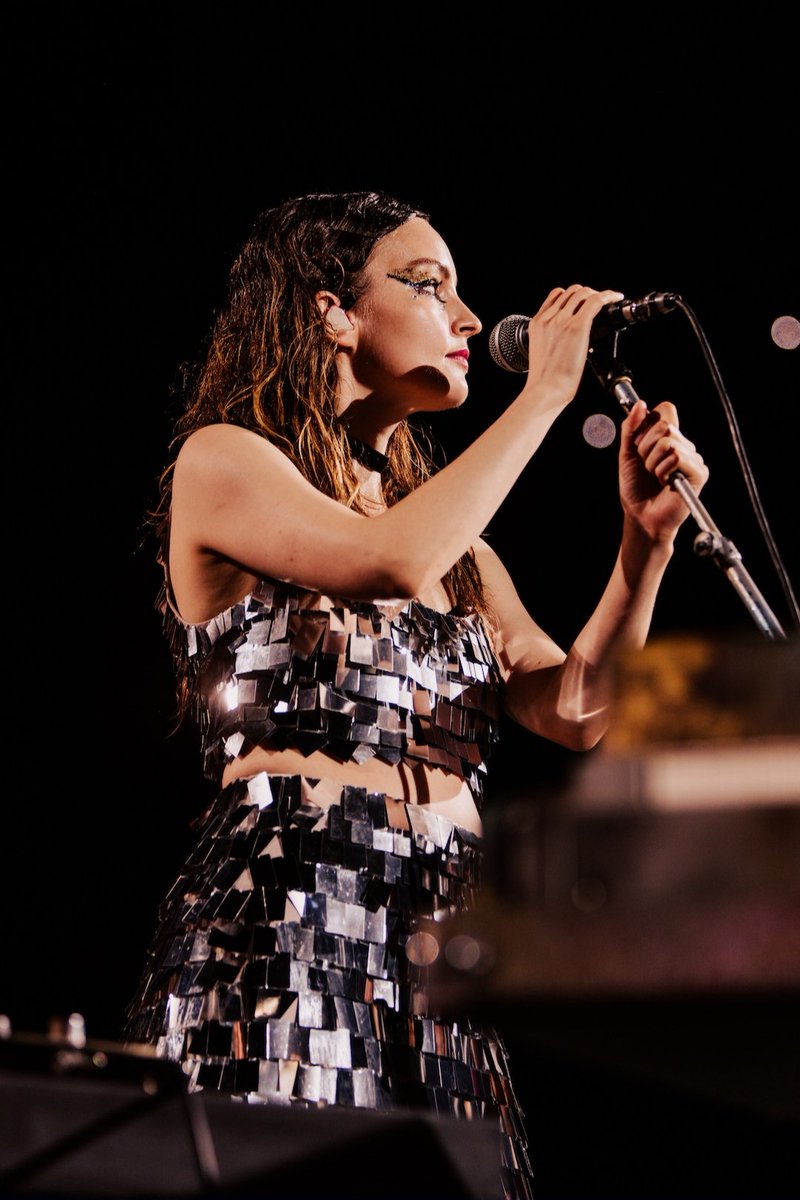 Chvrches in São Paulo at estadio do morumbi 🇧🇷

 Night 4

March 14, 2023

#chvrches #chvrchesfans #laurenmayberry #concertpics #concertphotos #coldplay #coldplaysaopaulo #morumbi