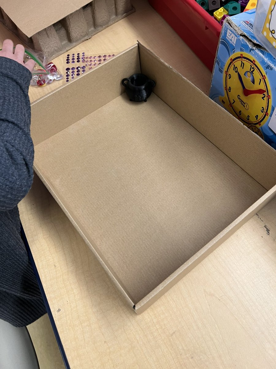 Linda Broderick tweet media