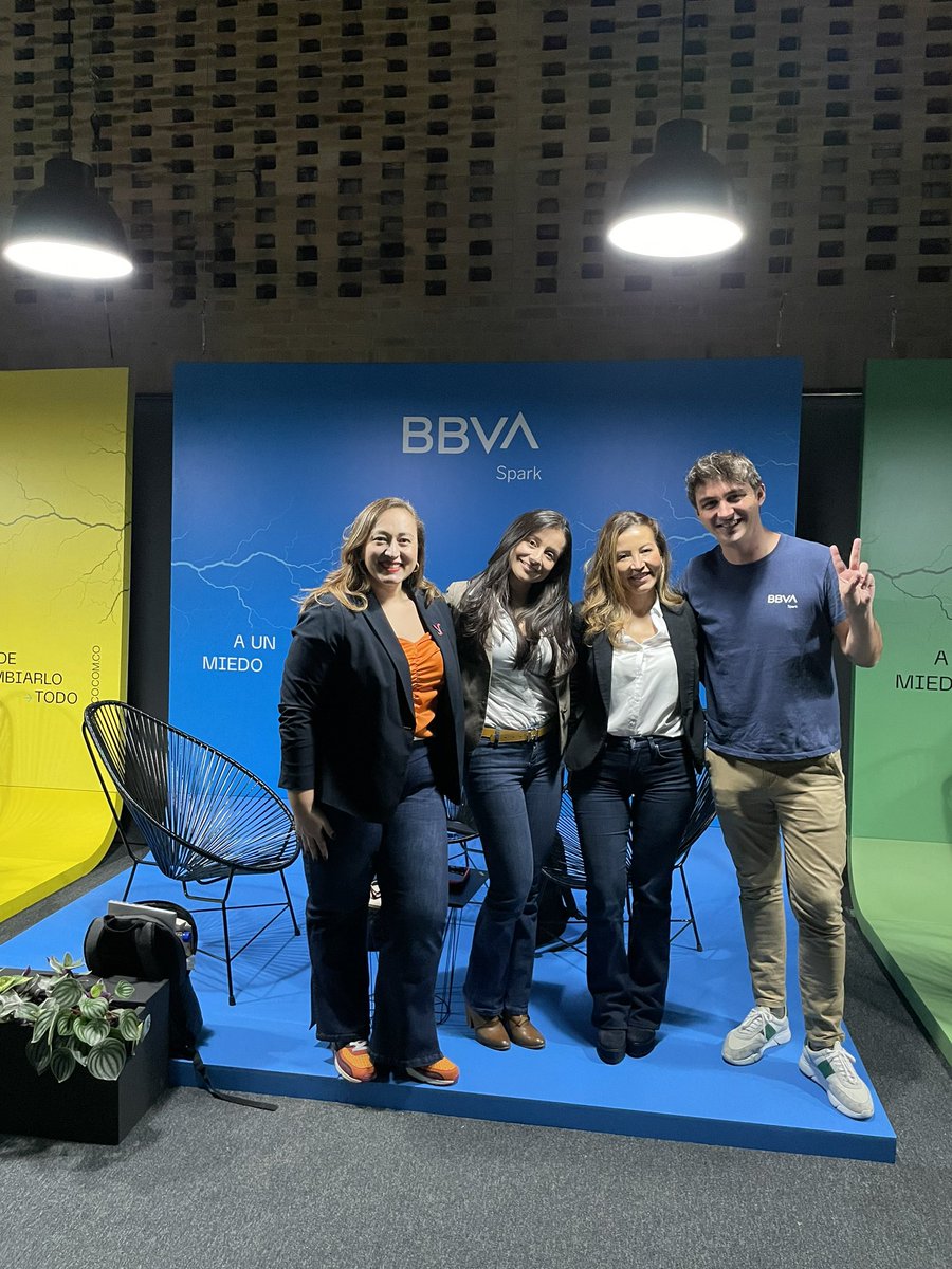 mateorouco's tweet photo. Estrenando el stand de @BBVASpark en #Startco2023, uno de los eventos de referencia en el ecosistema colombiano que reúne a +360 startups. ¡A por ello! https://t.co/0ziY3N5jXY