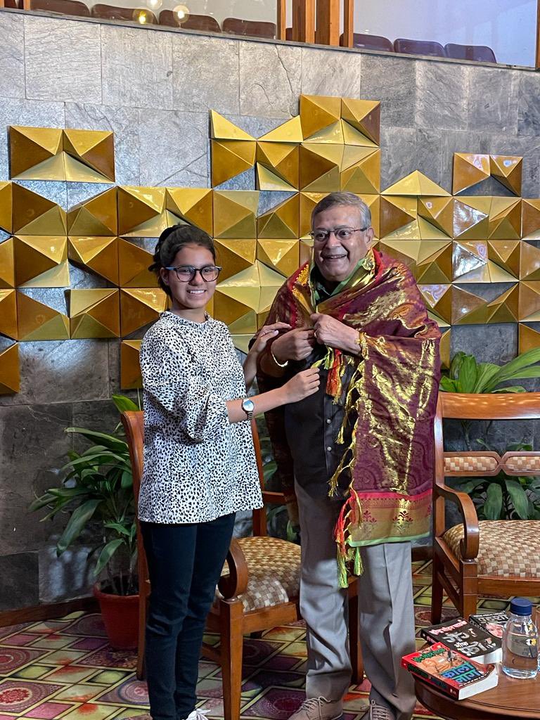 FoundationPK's tweet photo. Kalam Meerut with author @SurenderMPathak in conversation with @mehranshu Ehsaas woman of Meerut. Welcome Note and Vote of Thanks by Ms Anshu Mehra. Ms Dalal felicitated the author. @JagranNews https://t.co/ydJxvVVATV