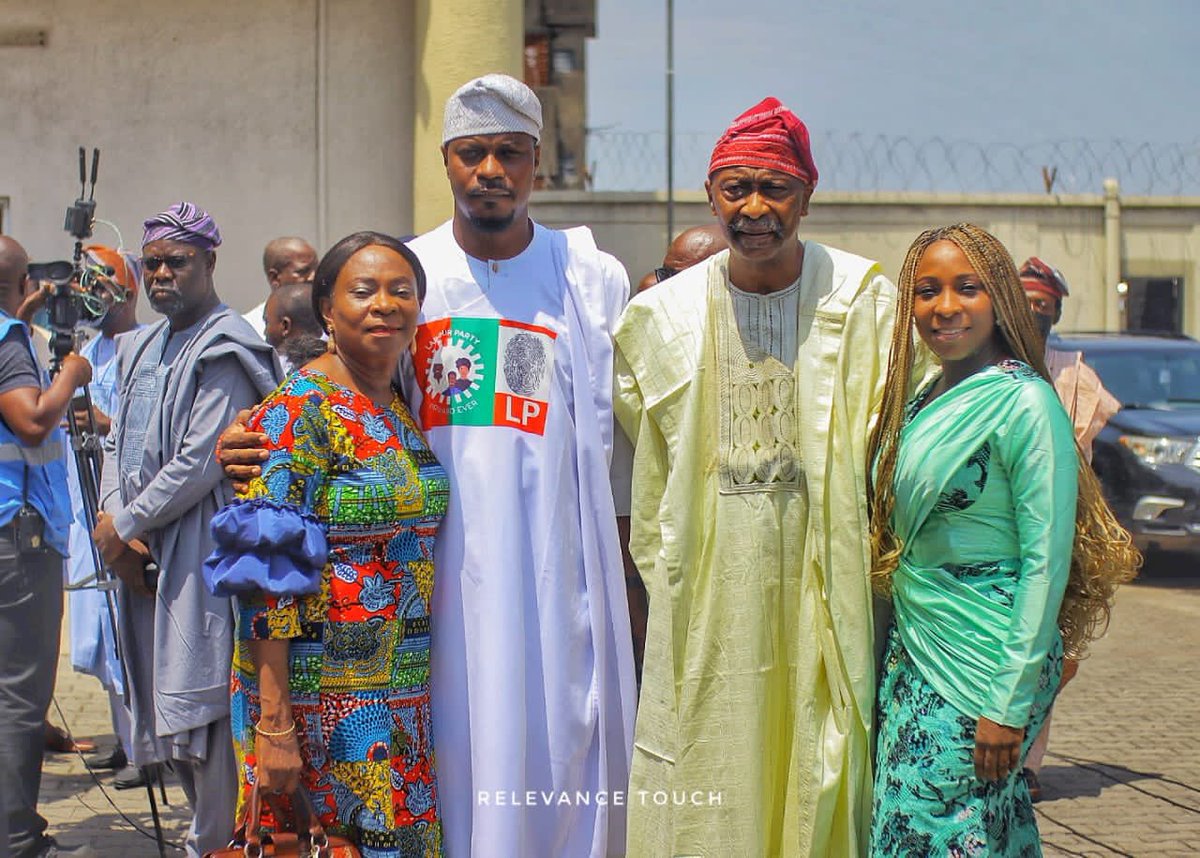 PO_GrassRootM's tweet photo. The incoming Governor of Lagos State with his parents and his sister. https://t.co/bibEFygEyE