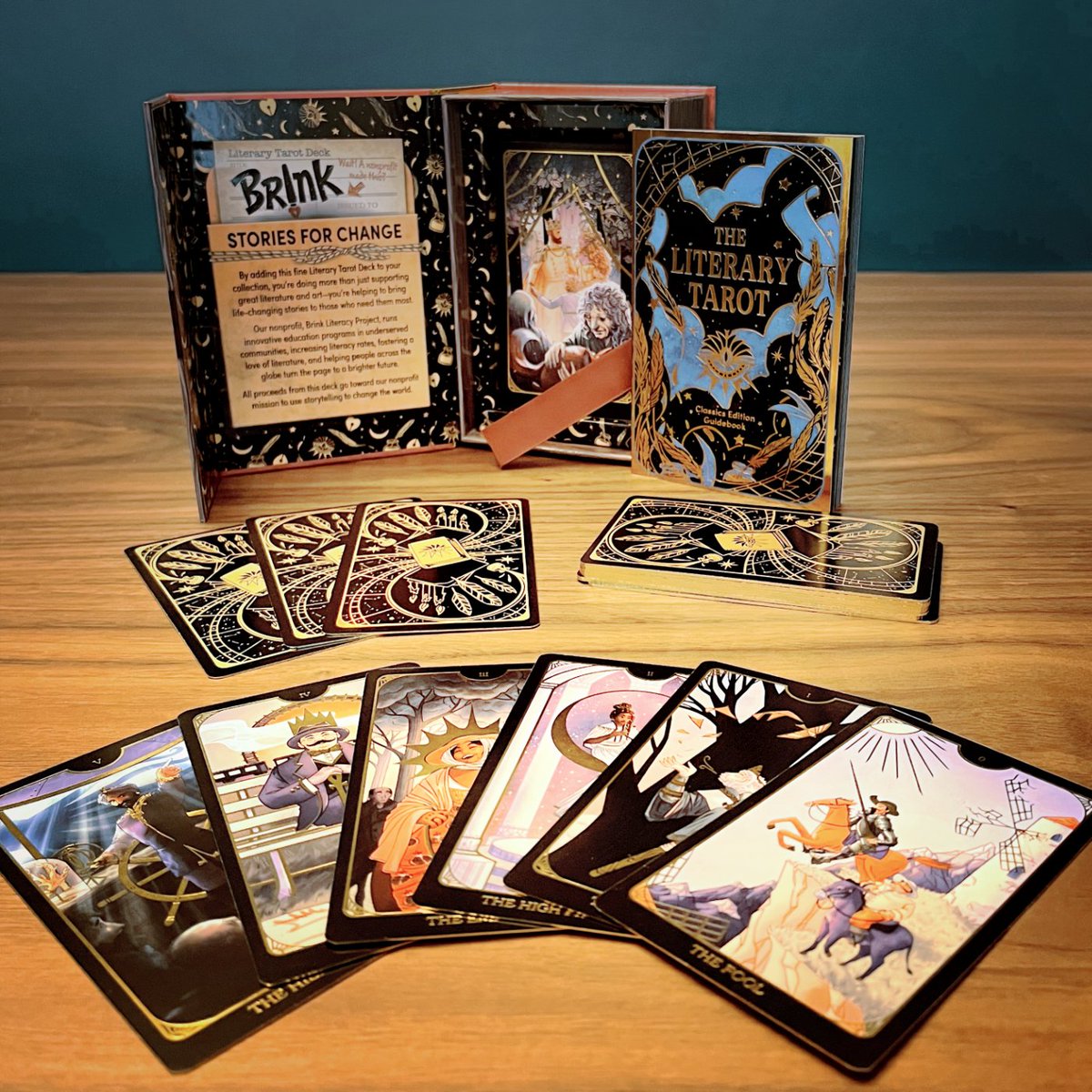 F(r)iction tweet media