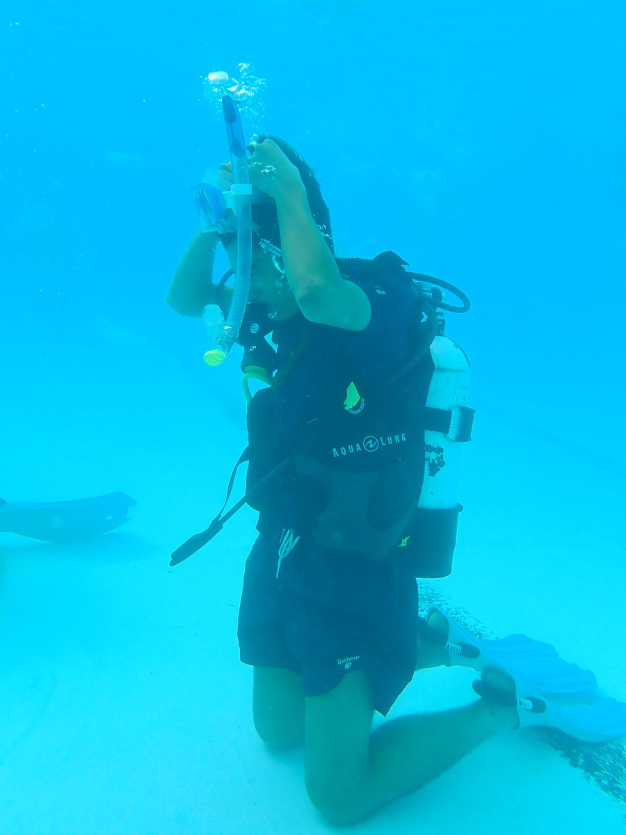 AdventuresAtRBC's tweet photo. Final diving session before the Scuba Squad arrive in Malta. Such a fun and yet cathartic adventurous activity - and that's just in the pool! Ship wrecks and plane wrecks here we come! https://t.co/nHXSXxNpWg
