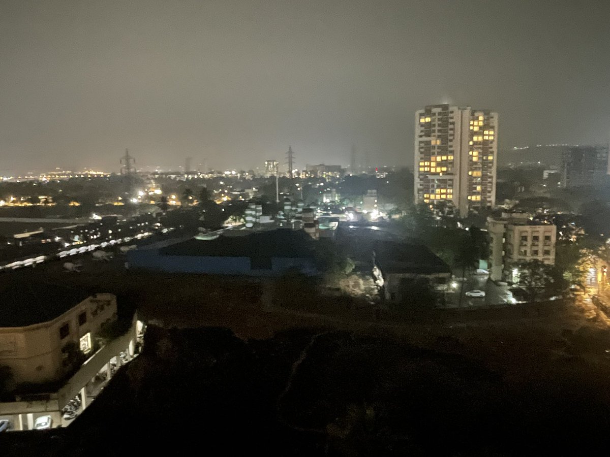 virajjs's tweet photo. Prayers Answered   🙏🏼🙏🏼 Rain Came 🌧️🌧️

Raining NOW to wash away Cement Dust &amp; Pollution at Govandi 🌧️🌧️💨💨400088

Singing : Ye Re Ye Re Pavsa for more Rains 🌧️

#RMCPlantsGovandi 

@ChandivaliCCWA https://t.co/wqJUMp9cn7